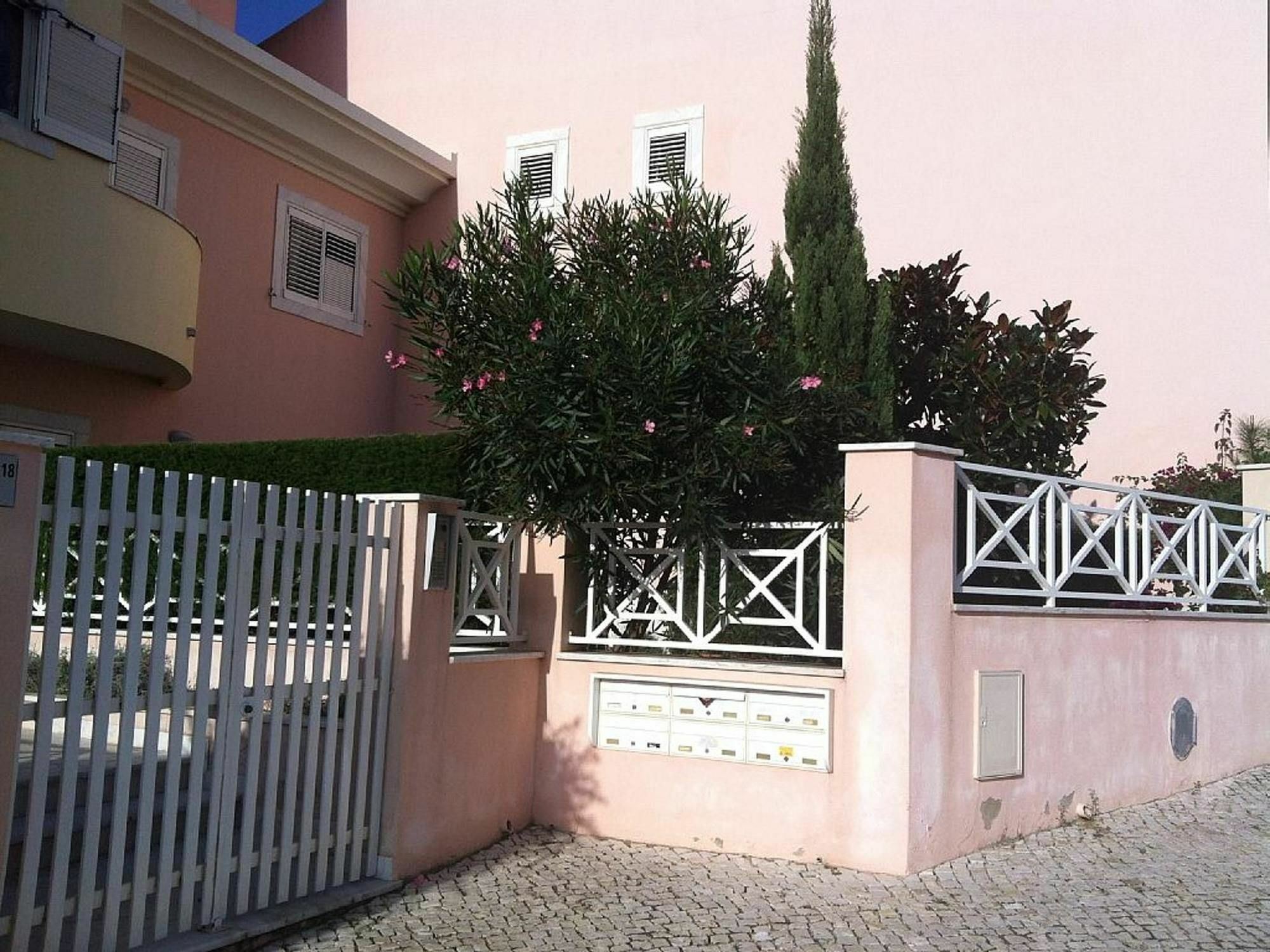 Apartment With 2 Bedrooms In Cascais, With Private Pool, Furnished Gar Exterior photo
